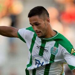 Andone: Deportivo set to complete swoop for striker