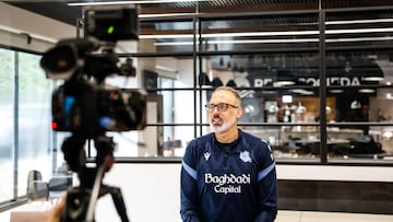 Pellegrino Matarazzo, entrenador de la Real Sociedad, atiende a los medios de comunicación en Zubieta. /FOTO: REAL SOCIEDAD