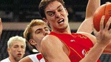<b>DEBUT.</B> La selección española, liderada por Gasol, empieza mañana el Europeo, ante Suecia .