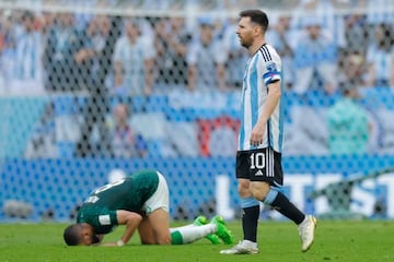 Messi leaves the pitch after the Qatar 2022 World Cup Group C football match between Argentina and Saudi Arabia at the Lusail Stadium in Lusail, north of Doha on November 22, 2022. 