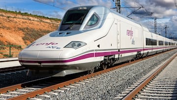 Tren AVE en imagen de archivo
RENFE