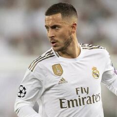 Hazard ya toca balón