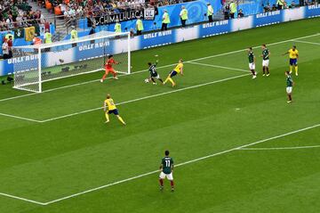 El autogol de Edson ?lvarez. 0-3.