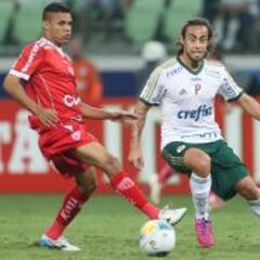 Renovación de contrato de Jorge Valdivia entra en etapa crucial