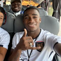 Ecuador duda con Byron Castillo