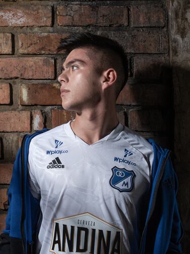 Nueva camiseta alternativa de Millonarios.