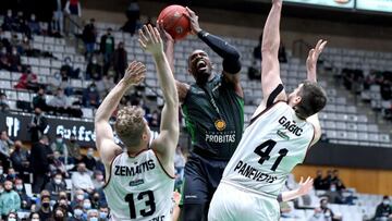 El Joventut da un paso más para acabar primero de grupo