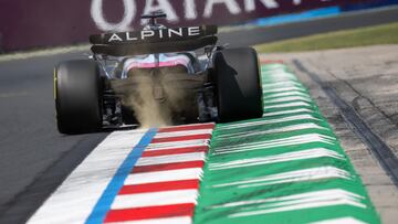 Mogyorod (Hungary), 19/07/2024.- Alpine driver Esteban Ocon of France steers his car during the first practice session for the Formula One Hungarian Grand Prix at the Hungaroring circuit, in Mogyorod, Hungary, 19 July 2024. (Fórmula Uno, Francia, Hungría) EFE/EPA/Zoltan Balogh HUNGARY OUT