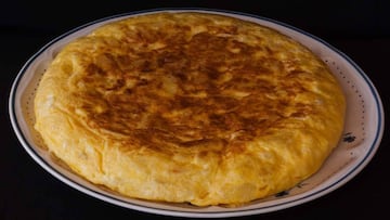 La tortilla de patata es un clásico de España y en Madrid hay sitios especialistas en ella