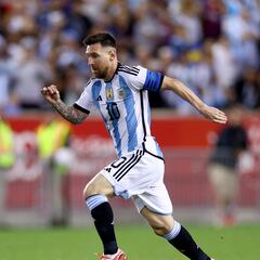 Could Lionel Messi return to Barcelona in 2023?