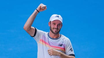Who is Tommy Paul, the American that advanced to the 2023 Australian Open semifinals?