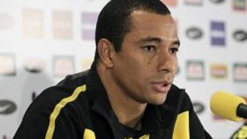 Gilberto Silva: "Deberemos estar más concentrados contra Chile"