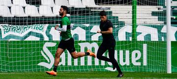 Rubén Alves, del Racing, en El Sardinero.