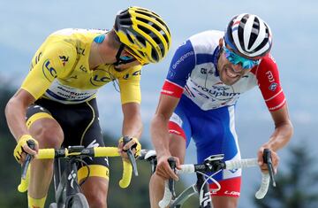 Alaphilippe y Thibaut Pinot.