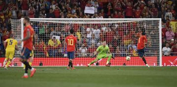 2-0. ?lvaro Morata marc¨® el segundo gol de penalti.