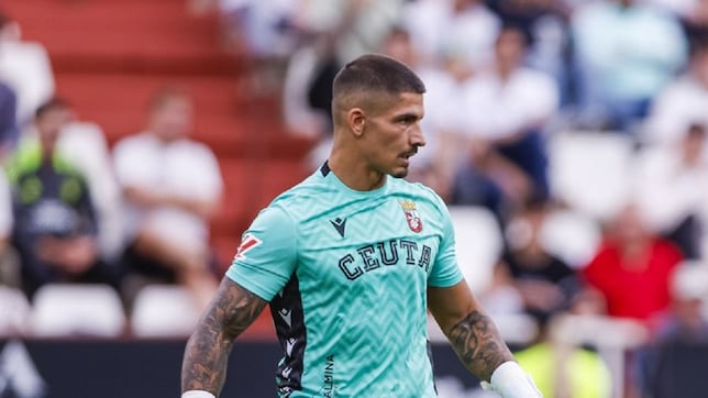 La Cultural apunta a Vallejo, el muro que creció en el Reino