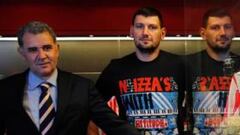 Deuda con la historia