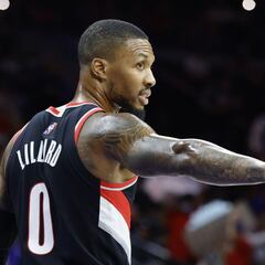 Blazers' Lillard discusses 'that' conversation with LeBron James