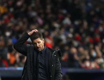 Soccer Football - Champions League - Group B - Atletico Madrid v AC Milan - Wanda Metropolitano, Madrid, Spain - November 24, 2021 Atletico Madrid coach Diego Simeone REUTERS/Susana Vera