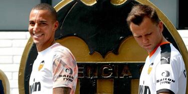 Denis Cheryshev: "Marcelino siempre me transmit¨ªa que me quer¨ªa en el Valencia"