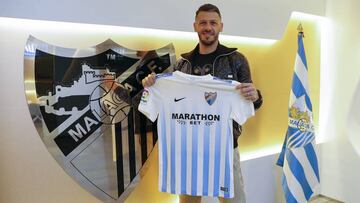 Sandro se rompe y el Málaga hace oficial a Demichelis
