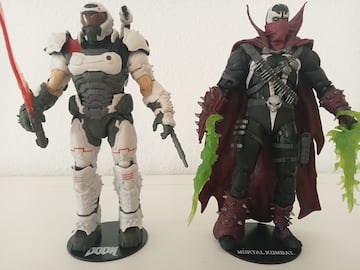 Doom Eternal (Doomguy) x Mortal Kombat 1 (Spawn) por McFarlane Toys