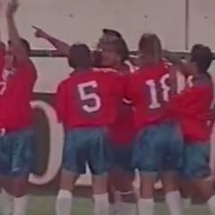 ‘A lo Roberto Carlos’: el increíble golazo chileno ante Brasil en un Sudamericano Sub 20