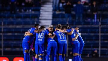 Players of Cruz Azul during the 7th round match between Cruz Azul and Tigres UANL as part of the Torneo Clausura 2024 Liga BBVA MX at Ciudad de los Deportes Stadium on February 17, 2024 in Mexico City, Mexico.