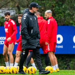 Etxeberria: “Los filiales tienen el peligro de jugar desde la inconsciencia”