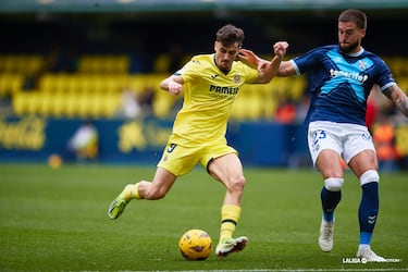 Forés suma la primera victoria de 2024 ante un Tenerife marcado por la roja de Ángel