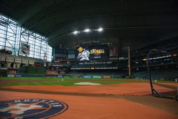 La salida de Dallas Keuchel de la rotaci¨®n de abridores de los Astros deja un hueco que Noah Syndergaard podr¨ªa llenar.