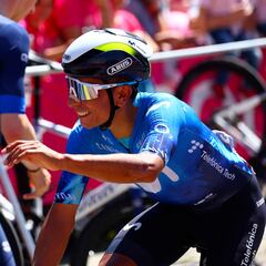 Oficial: Nairo renueva su contrato con el Movistar