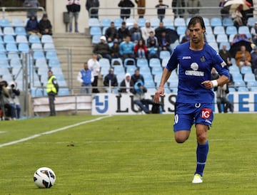 Visti¨® la camiseta rojiblanca durante tres temporadas, desde 2005 hasta 2008. Jug¨® con el Getafe cuatro temporadas, desde 2011 hasta 2015.