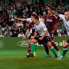 Pombo cumplió con todos y anuló la actuación prodigiosa de Christian Álvarez