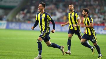 El defensa mexicano se quedó en la banca en el triunfo del Fenerbahce sobre el Konyaspor por la mínima diferencia.