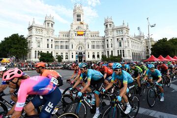 Roglic gana su primera Vuelta