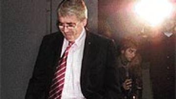 <b>CLARIDAD</B>. Dani Sánchez Llibre deberá dar una explicación a los accionistas en la asamblea del 11-D.