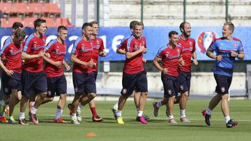 La República Checa se entrena de nuevo a puerta cerrada