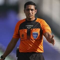 Así es Jesús Valenzuela, el árbitro del Argentina - Colombia de la semifinal de Copa América