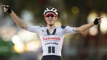 Soren Andersen gana la etapa 14, Roglic sigue líder y Egan tercero