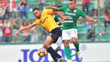 &Aacute;ngel Contreras en partido con Honduras Progreso ante Marath&oacute;n