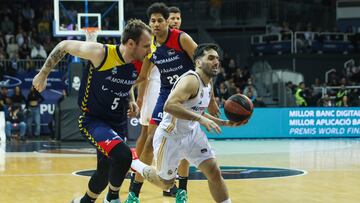 ANDORRA LA VELLA, 03/03/2024.-Facu Campazzo (d), base hispano argentino del Real Madrid, coduce el bal¨®n ante Rafa Luz, base del Andorra, durante el partido de la vig¨¦sima tercera jornada de la Liga Endesa que se disputa hoy domingo en el Polideportivo de Andorra. EFE / Fernando Galindo