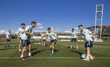 Pau Torres, Koke, Marcos Llorente, Pablo Sarabia.