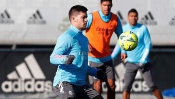 Luka Jovic, en un entrenamiento con el Real Madrid durante la semana del partido contra Osasuna.