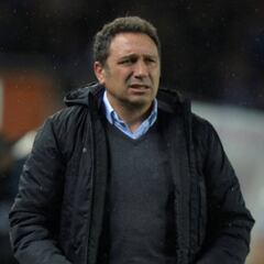 Eusebio pide "comprensión" y "confianza" a la afición