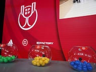 17/10/23 REAL FEDERACION ESPAÑOLA DE FUTBOL RFEF
SORTEO PRIMERA ELIMINATORIA DE LA COPA DEL REY 2023 - 2024
URNAS BOLAS