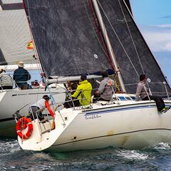 La Regata SURNE-Trofeo Eskarra anuncia la llegada de las citas de verano