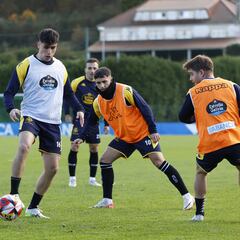 Pablo Muñoz se recupera, Ximo no volverá con el Depor hasta 2024
