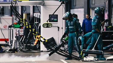 El equipo Aston Martin durante el Gran Premio de Gran Bretaña de Fórmula 1 disputado en el circuito de Silverstone.