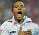 Luis Fabiano renueva con el Sevilla hasta 2013